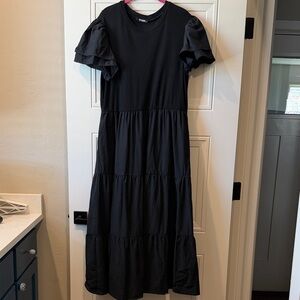 Chic Black Long Sleeve Dress with Puff Sleeves